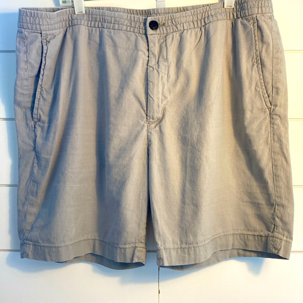 H&M Men's Grey Bermuda Shorts Size XL Cotton Linen Blend Flat Front Resortwear